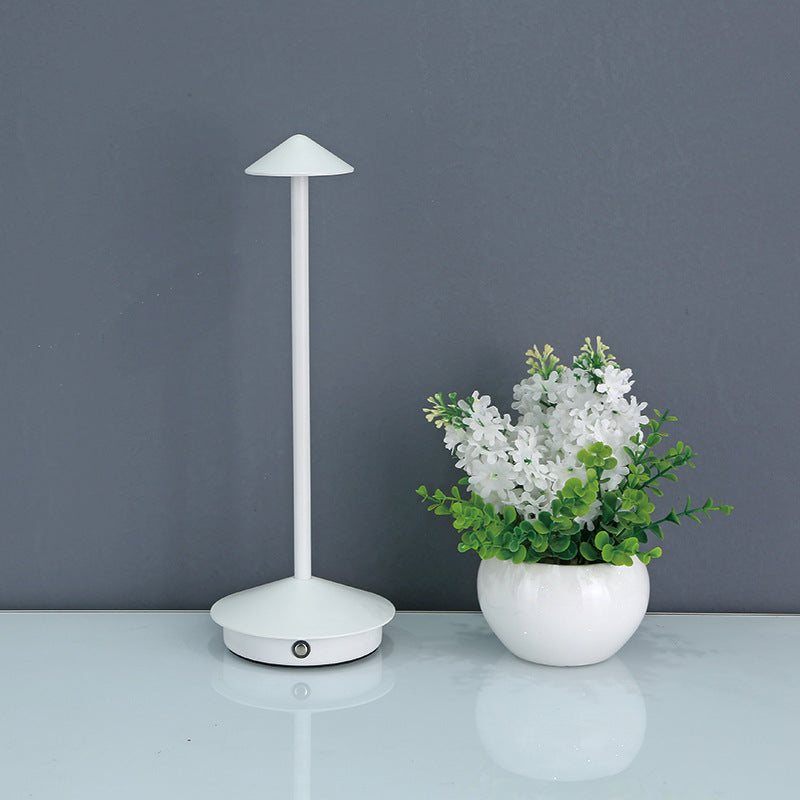 Skanto | Bærbar bordlampe - Ledningsfri lampe inspirert av dimbar Pina Pro
