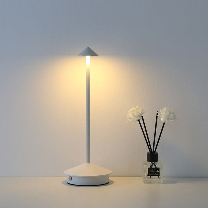 Skanto | OxaLED Bærbar Trådløs Oppladbar Bordlampe