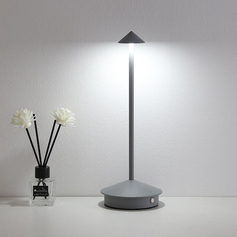 Skanto | Bærbar bordlampe - Ledningsfri lampe inspirert av dimbar Pina Pro
