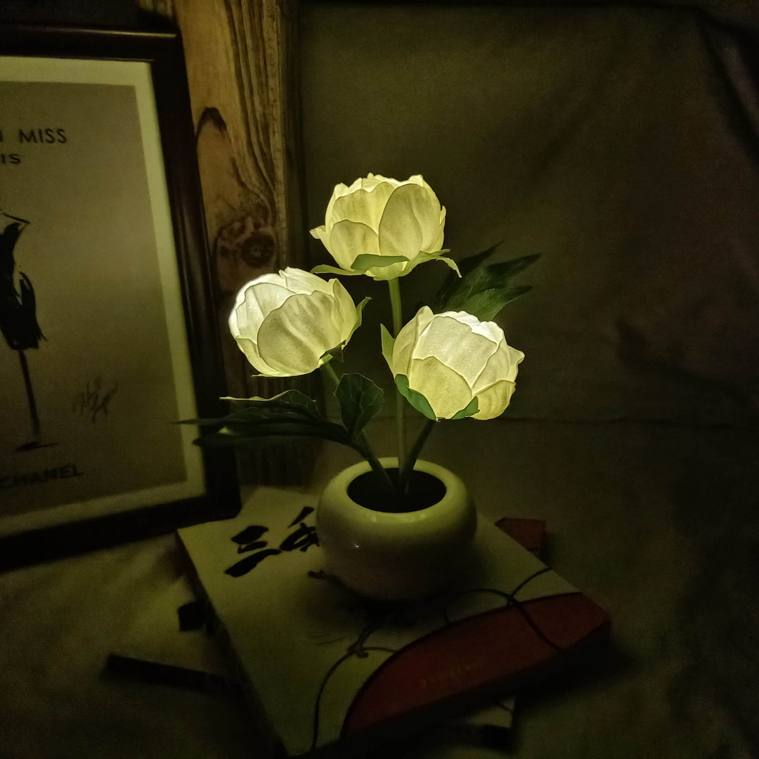 Skanto | Moderne Kreativ Simulering Tulipan Peony LED Nattlys Bordlampe