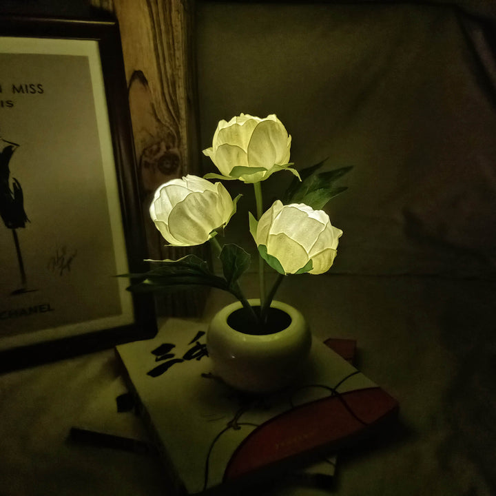 Skanto | Moderne Kreativ Simulering Tulipan Peony LED Nattlys Bordlampe