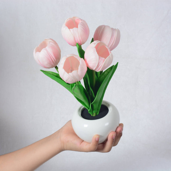 Skanto | Moderne Kreativ Simulering Tulipan Peony LED Nattlys Bordlampe