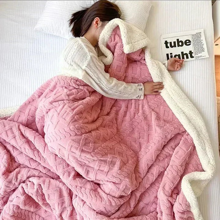 Skanto | WarmThuis Vinterteppe – Luksus Lamull Fleece Teppe med Dobbeltsidig Design