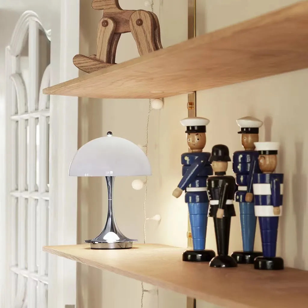 GarduruLED Oppladbar Bordlampe | Trådløs | Atmosfærisk Lys for Stue & Soverom