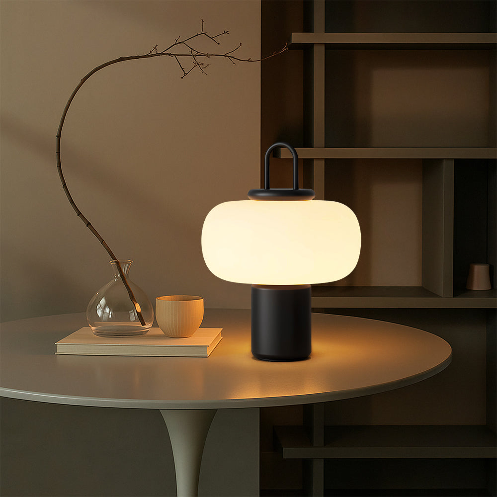Skanto | Skandinavisk Bordlampe i Minimalistisk Stil