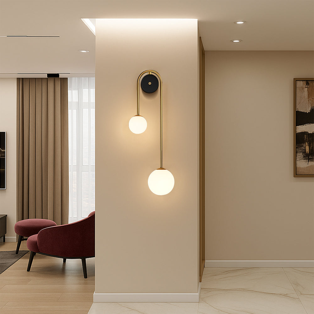 Skanto | Vegglampe med buet design