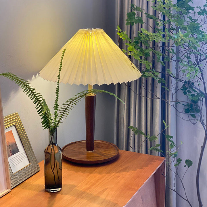 Skanto | Elegant Lampe fra Naturlig Tre