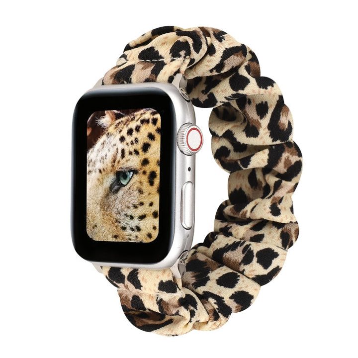 Skanto | For Apple Watch Series 9&8&7 41mm / SE 3&SE 2&6&SE&5&4 40mm / 3&2&1 38mm Stoff + Rustfritt Stål Hår Ring Klokke Band (Leopardmønster)