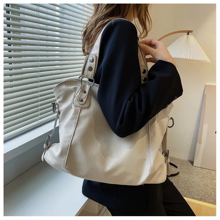 Skanto | Damens totebag med myk faux skinn følelse og praktiske flere rom