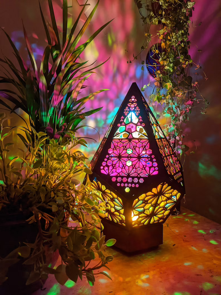 Skanto | Glass-i-Blokk Stil LED Bordlampe - LumiAura