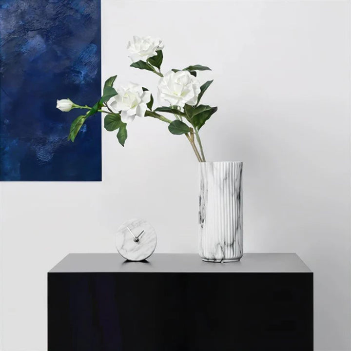Skanto | Elegant Vertikal Marmor Keramikk Vase