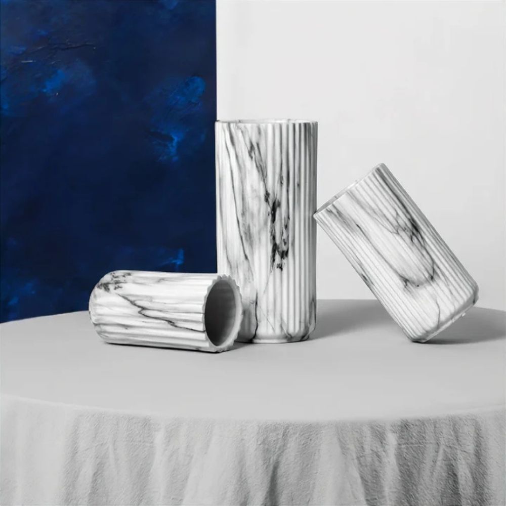 Skanto | Elegant Vertikal Marmor Keramikk Vase