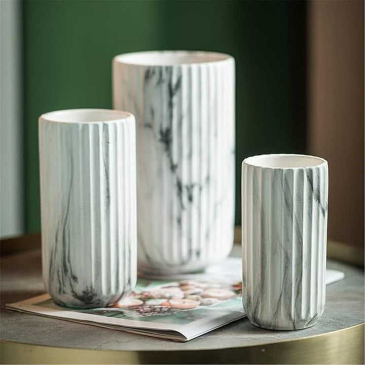 Skanto | Elegant Vertikal Marmor Keramikk Vase