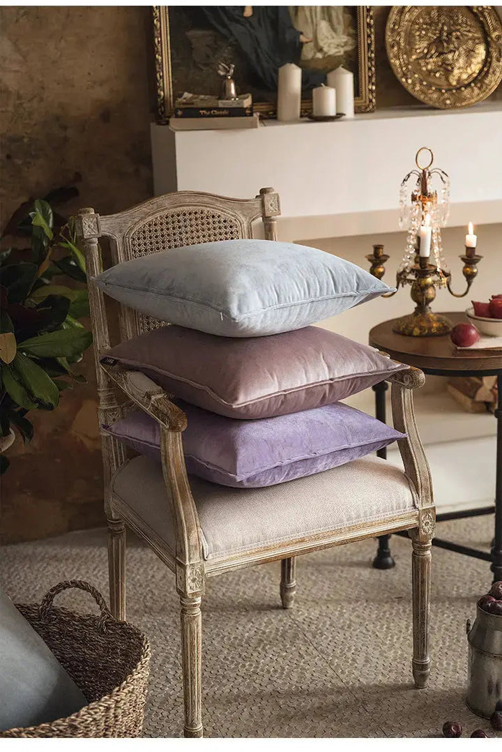 Skanto | VelvetLuxe – Elegant fløyelsputetrekk med raffinerte detaljer