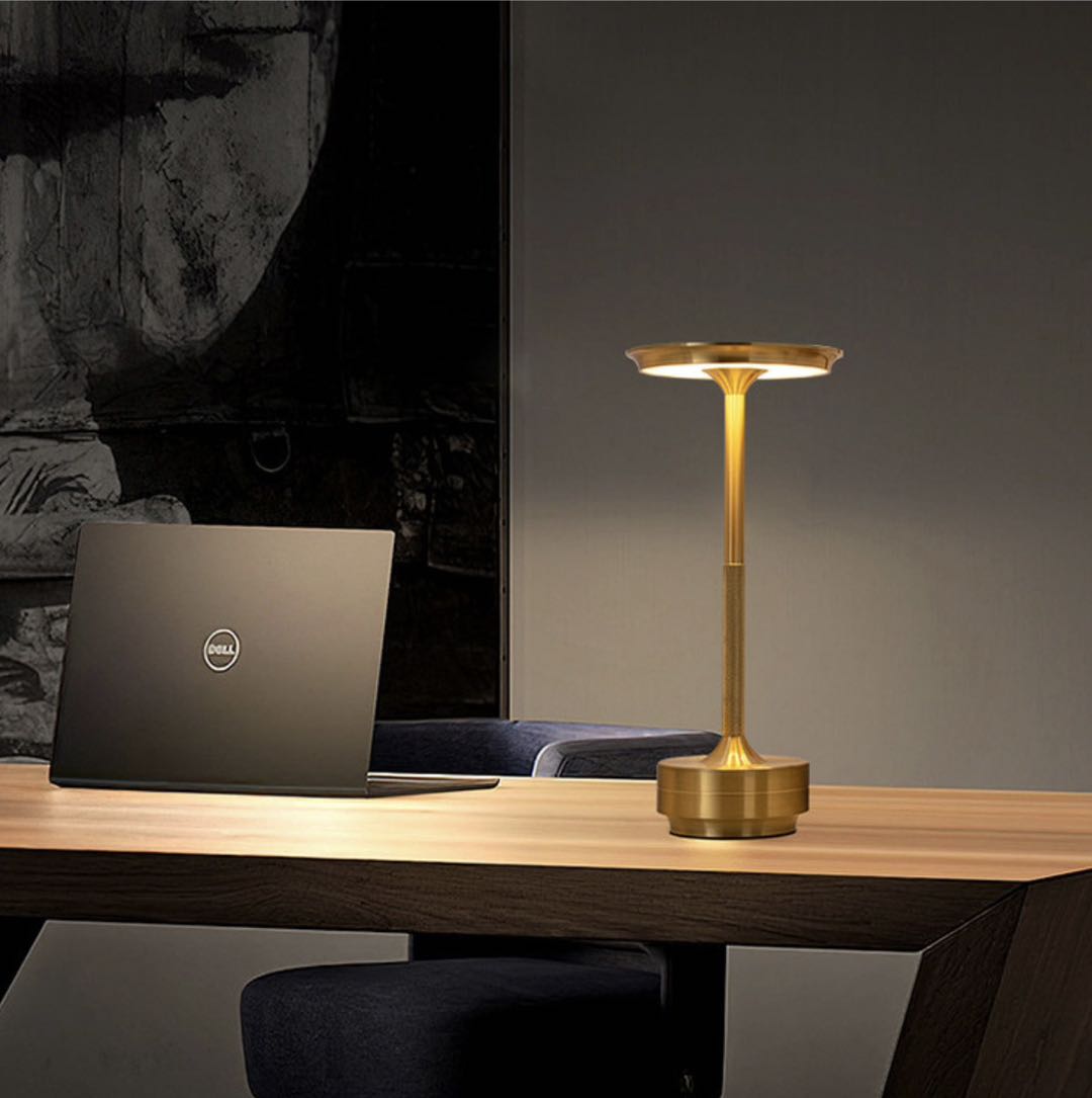 ClarityGlow Luxury Edition | Trådlamp LED Bordlampe | Skanto