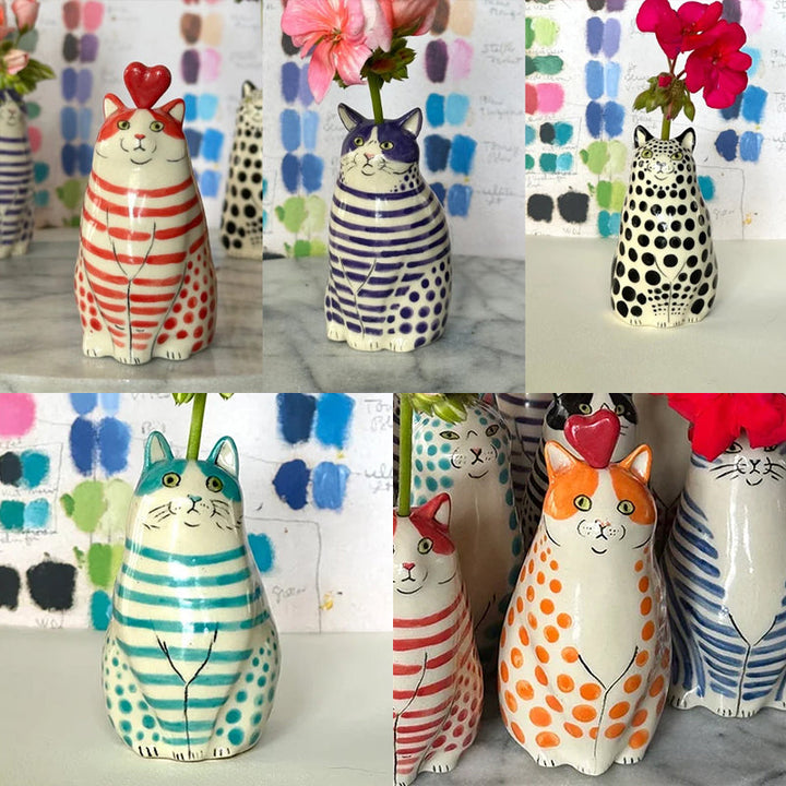Skanto | Dotted Cat Vase