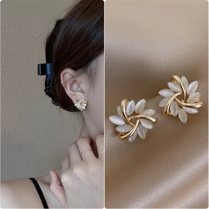 Chic Opal Floral Stud Øredobber Skanto