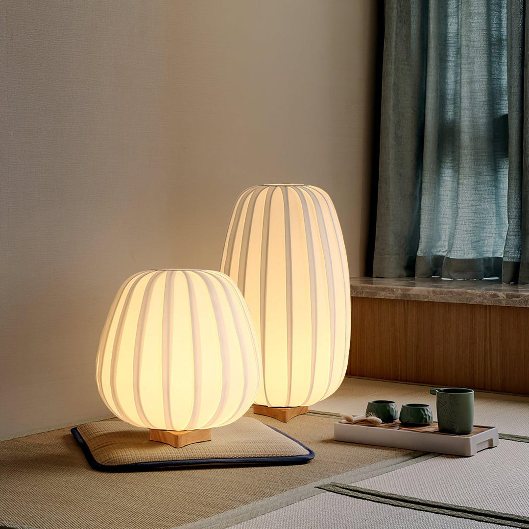 Skanto | Minimalistisk Bordlampe med Bambusbase