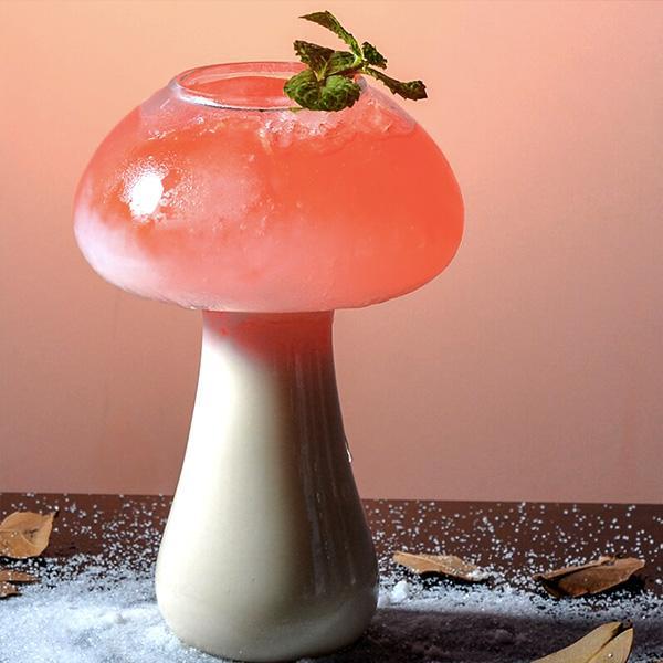 Fairy Mushroom Formet Cocktailglass | Skanto