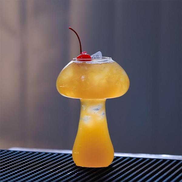 Fairy Mushroom Formet Cocktailglass | Skanto