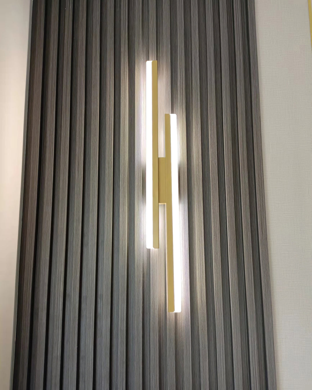 Skanto | Stilig LED Vegglampe for Minimalistiske Rom