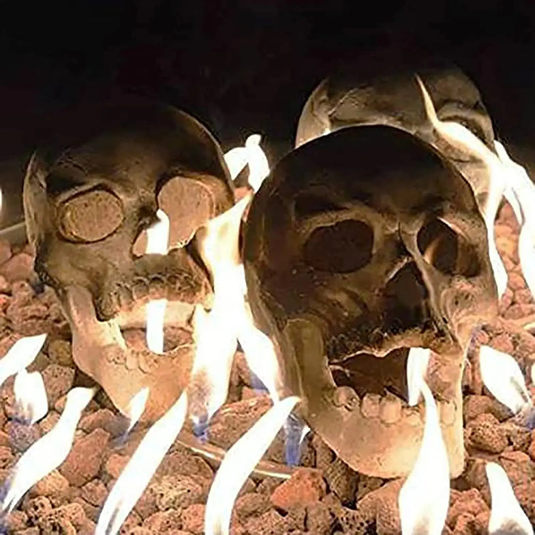 Skanto | SkullFire Ornament – Brannsikker Hodeskallefigur laget av Harpiks for Gothic & Halloween Dekorasjon