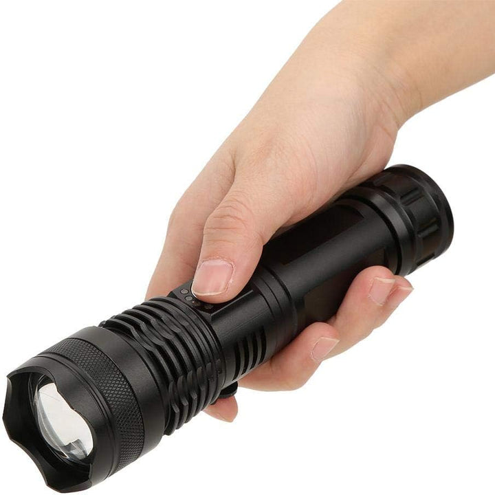 Skanto | Oppladbar LED-lommelykt med lang rekkevidde beam