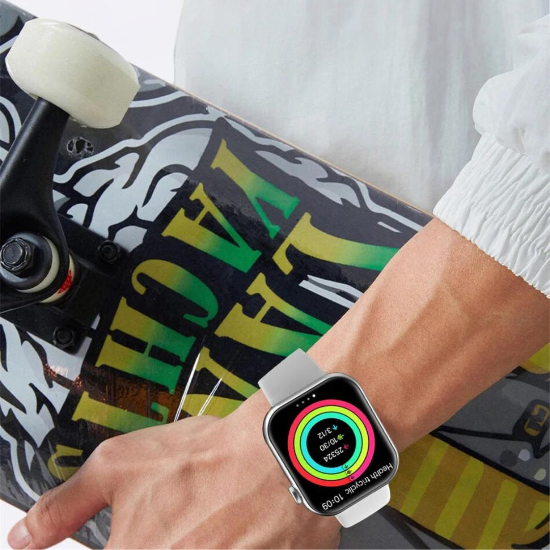 FitTrack Pro Advanced Smartwatch - Tilpassbare funksjoner | Helse- og treningsovervåking Skanto