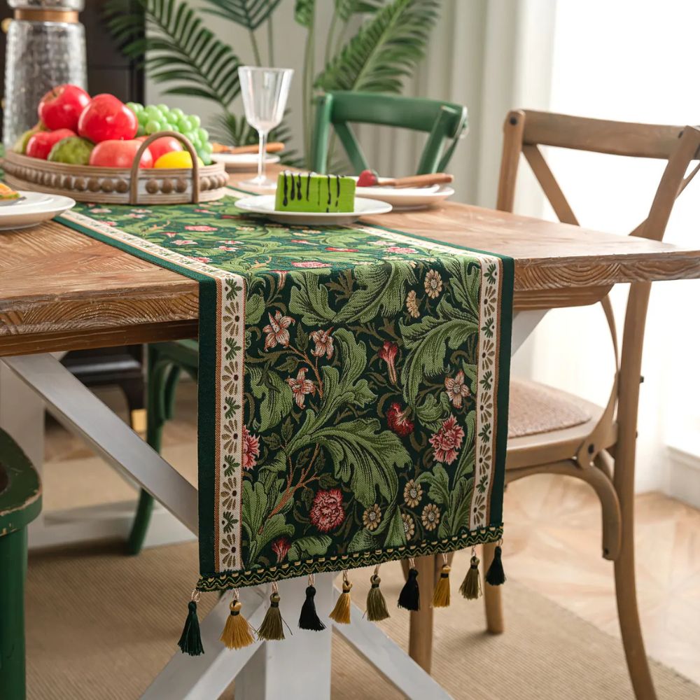 Skanto | Flora Vine Brodert Bordløper