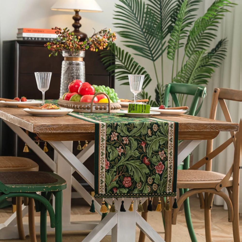 Skanto | Flora Vine Brodert Bordløper