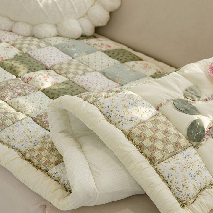 Skanto | Floral Bloom Quiltet Sofa Dekken
