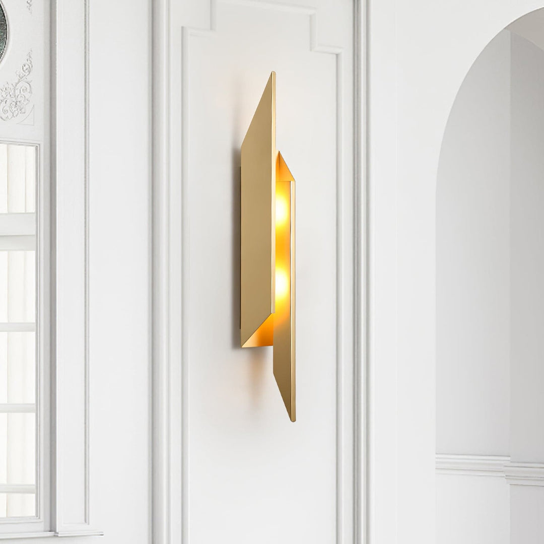 Skanto | Minimalistisk Vegglampe med Designakcent