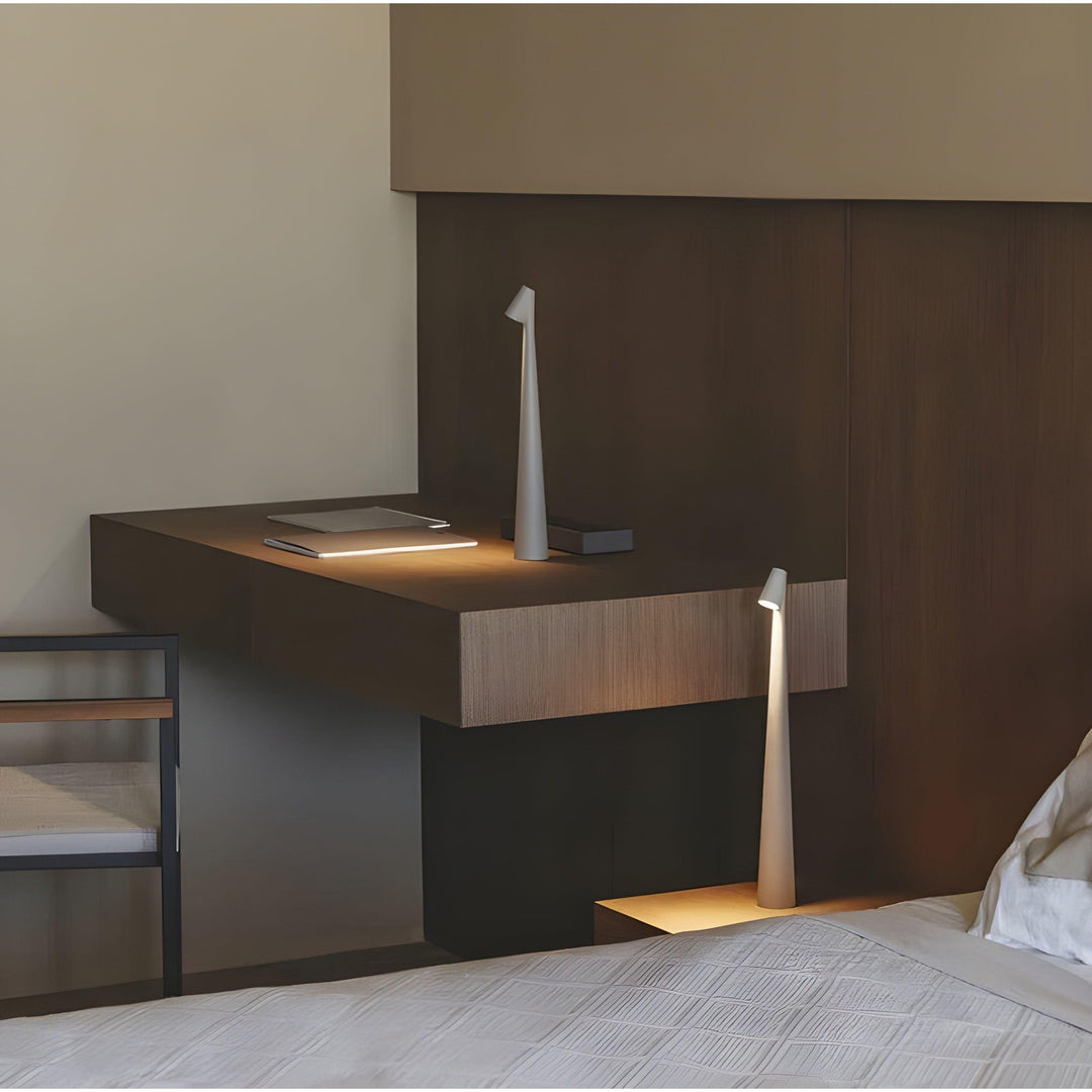 Skanto | Nordisk Minimalistisk LED Trådlampe