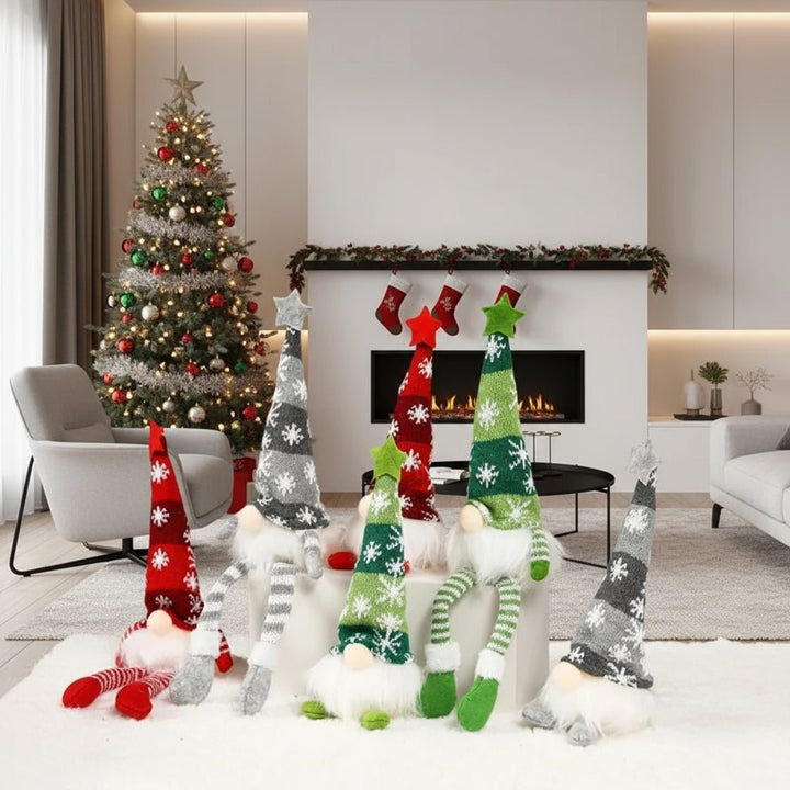 Skanto | Luminous Christmas doll with warm, yellow glow for festive decoration
