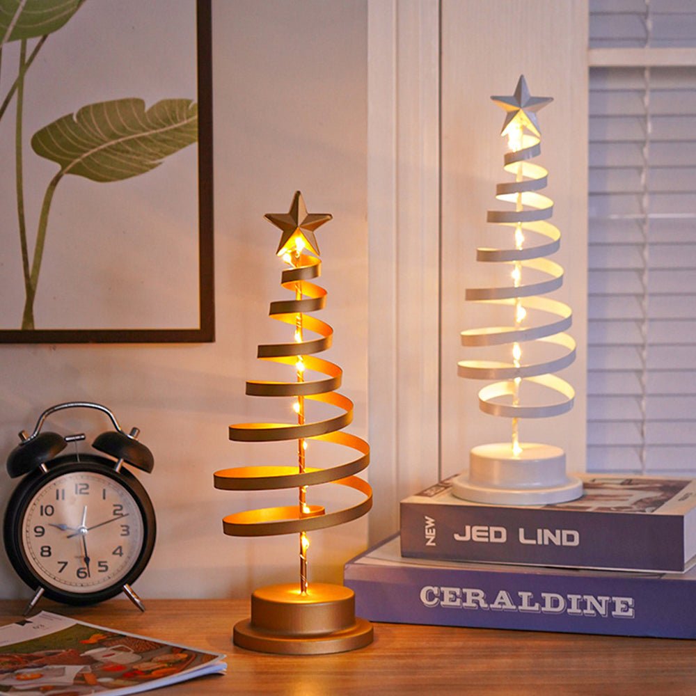 Skanto | LED juletre med spiraldesign og stjernedetalj (33 cm)