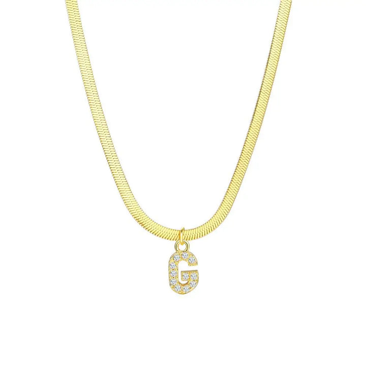 Skanto | Delikat Diamant Bokstav Initial Herringbone Halskjede