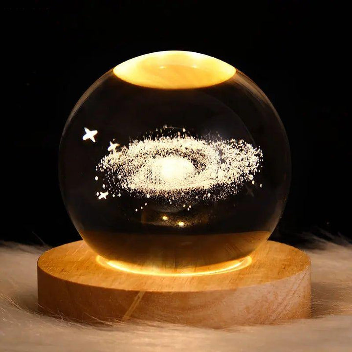 Galaxy Glow - Elegant Astronomy lysende krystallampe | Skanto