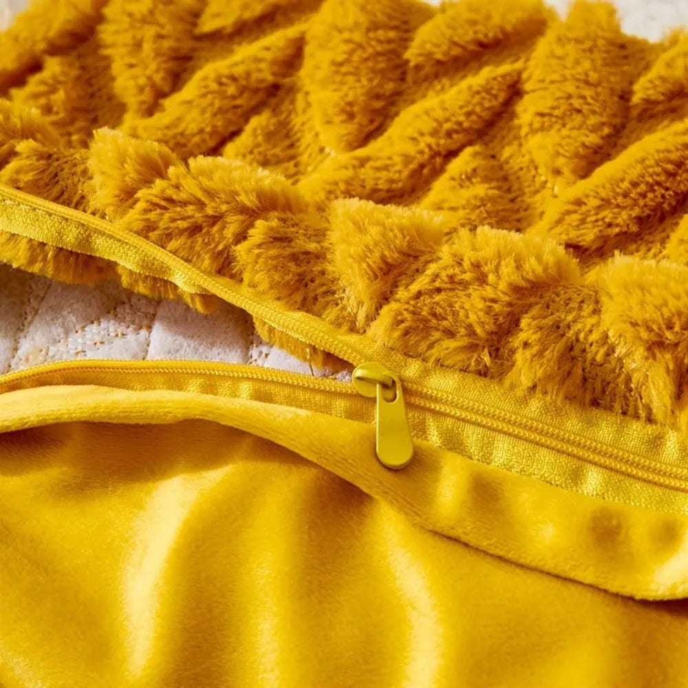 Skanto | Geo Leaves Brodert Putetrekk