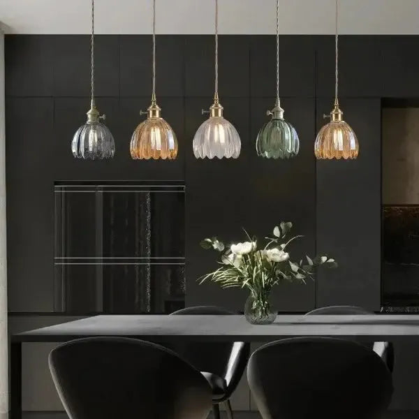 Skanto | Elegant Glassehengende Lampe i Blomsterform