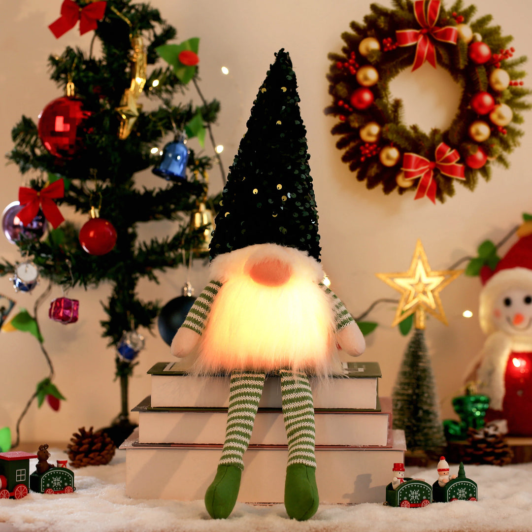 Skanto | Glødende Gnome Juletrepynt – Håndlaget Dekorasjon med Varme LED-lamper