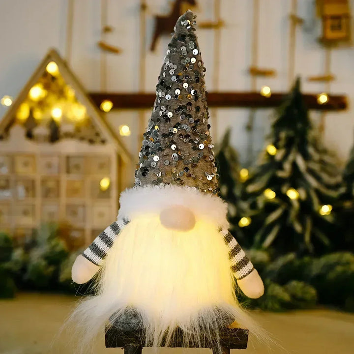 Skanto | Jule nisse dekorasjon | LED nattlys | Varm glød ferie ornament