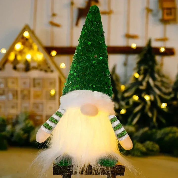 Skanto | Jule nisse dekorasjon | LED nattlys | Varm glød ferie ornament