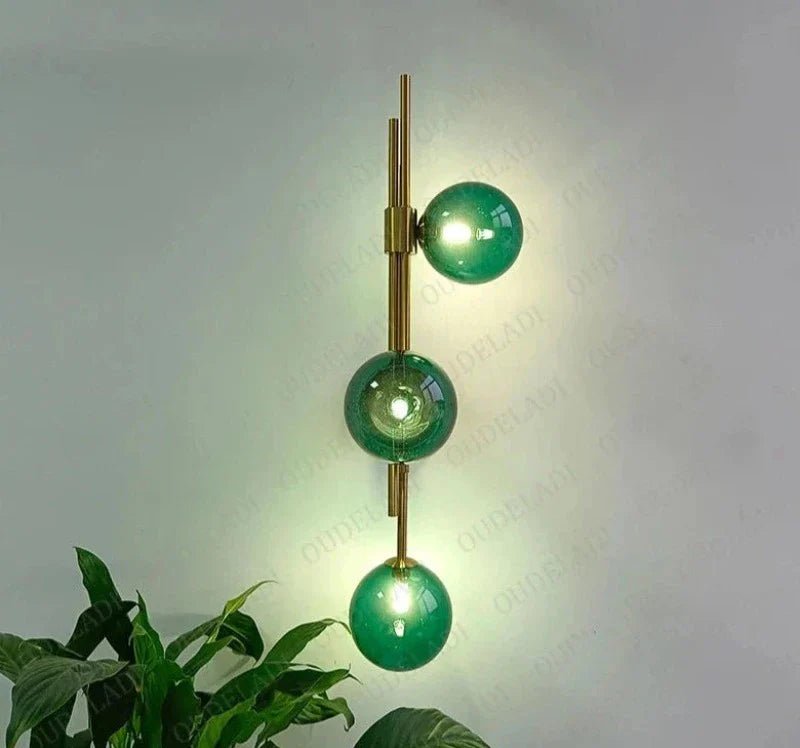 Moderne Glass Ball Vegglamper – Elegante LED Vegglys for Soverom og Stuer | Skanto