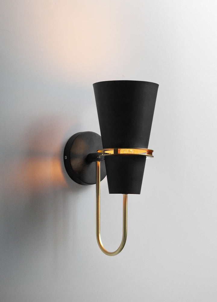 Skanto | Premium Vegglampe Kilde for Sofistikerte Innendørsomgivelser