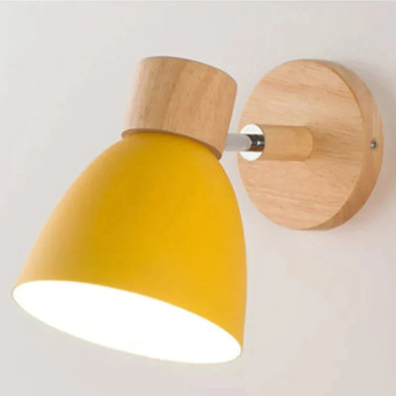 Elegant veggapplikasjon i tre - moderne og varmt design | Skanto