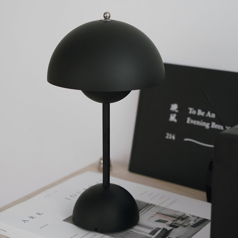 Skanto | Moderne Bordlampe Sopplampe