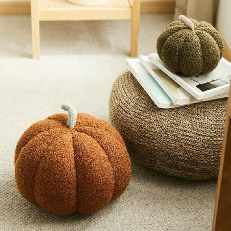 Fluffy Pumpkin Cushion | Skanto
