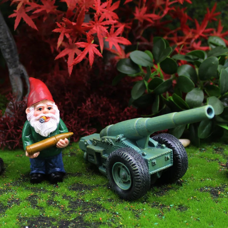 Skanto | 2-delt sett Mini voks gnom figur med kanon