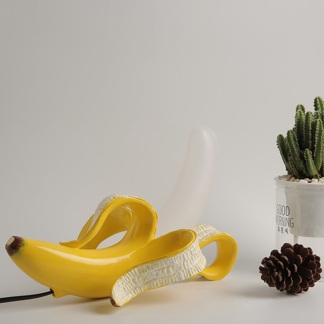 Skanto | GoldenBanana - Elegant Art Deco Bordlampe