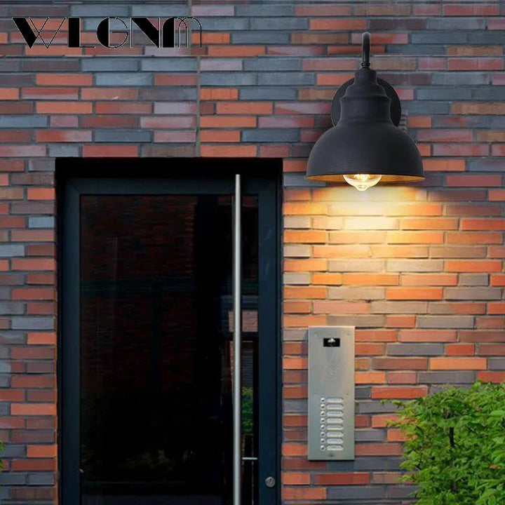 Skanto | Vanntett Retro Utendørs Hage Veranda Vegglampe: Vintage Jern Vegglampe for Korridor, Trapp, Gårdsplass, Balkong, Villa